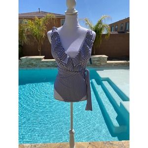 Ruffle V Neck One Piece Swimsuits